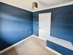 BELLFIELD AVENUE- click for photo gallery